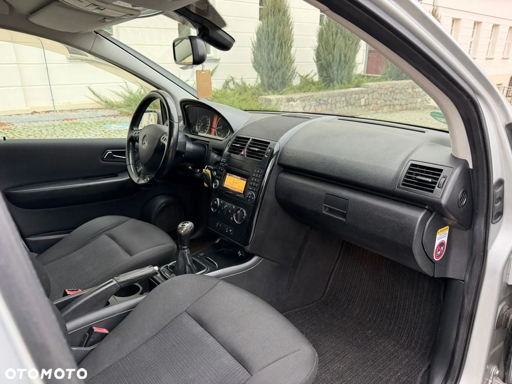 Mercedes-Benz Klasa A 150 BlueEFFICIENCY Elegance - 10