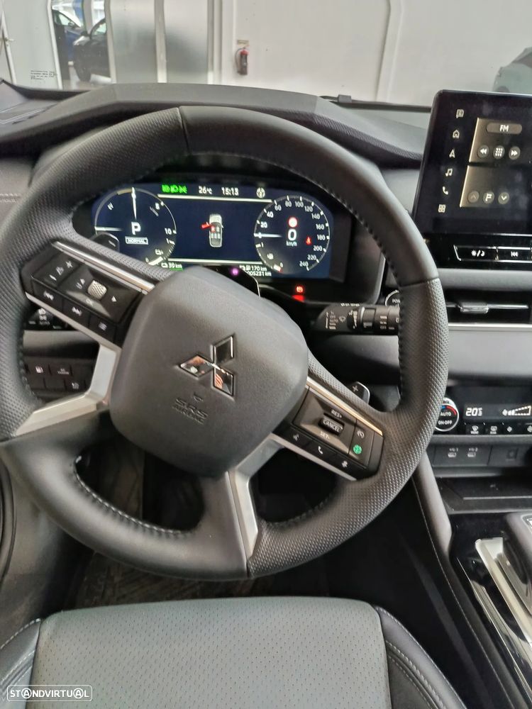 Mitsubishi Outlander 2.4 PHEV Sport Edition - 13