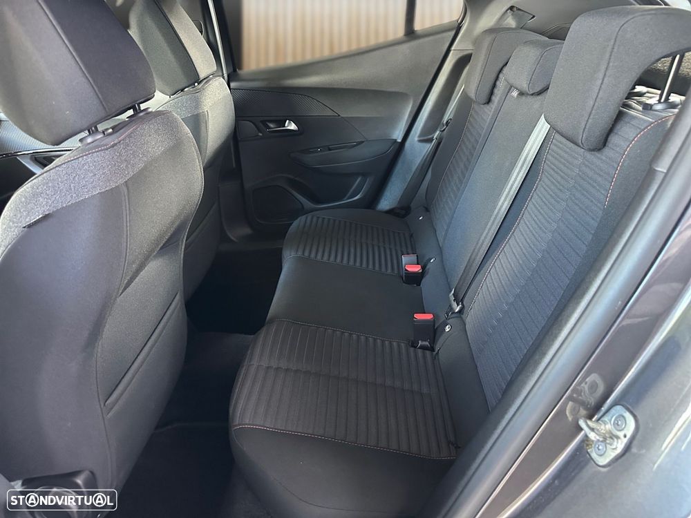 Peugeot 2008 1.2 PureTech Active - 9