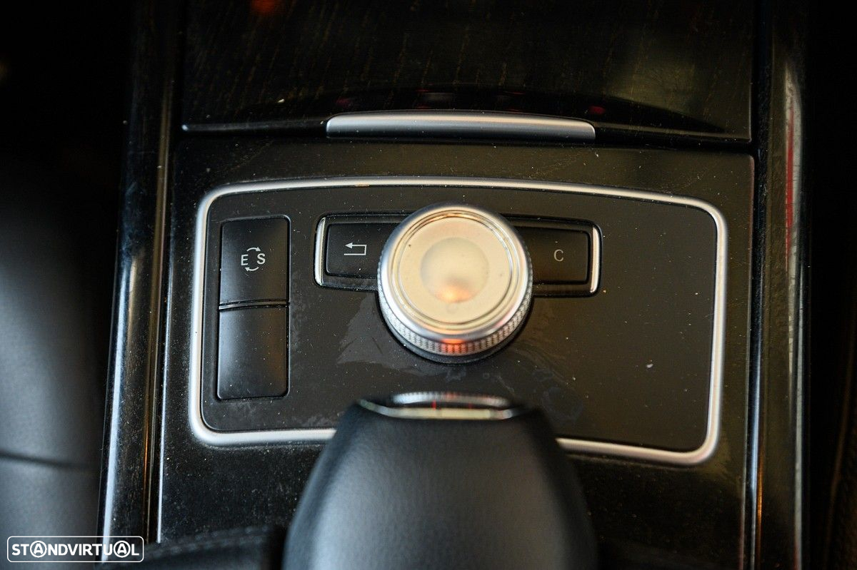 Mercedes-Benz E 250 CDi Avantgarde BE Auto. - 52