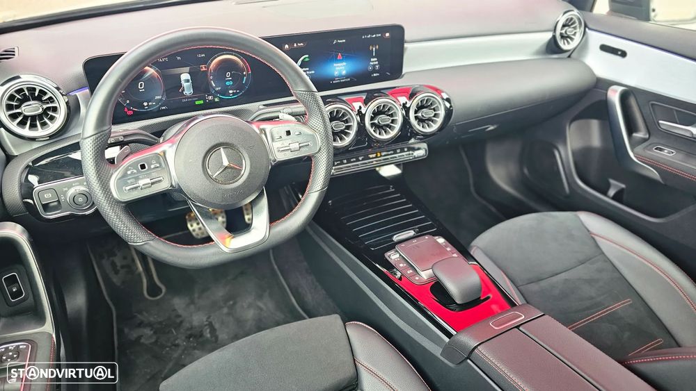 Mercedes-Benz A 250 e 8G-DCT Edition AMG Line - 38