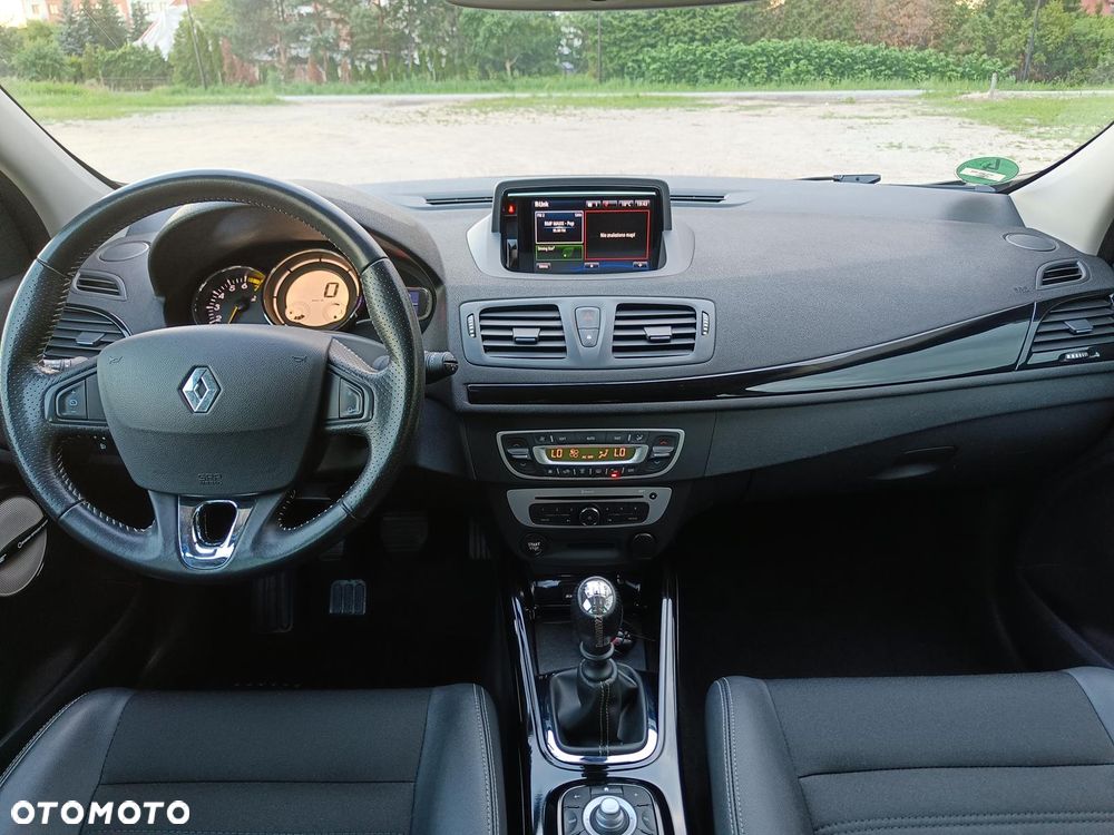 Renault Megane ENERGY TCe 130 BOSE EDITION - 29