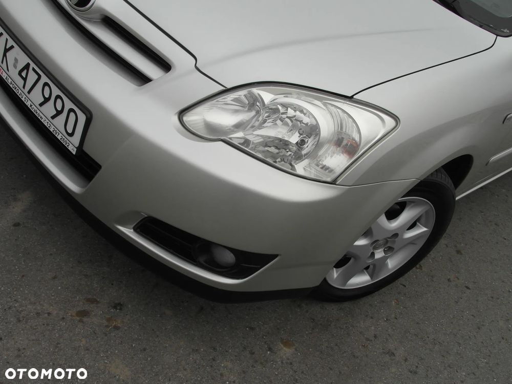 Toyota Corolla 1.6 VVT-i Automatik Executive - 14