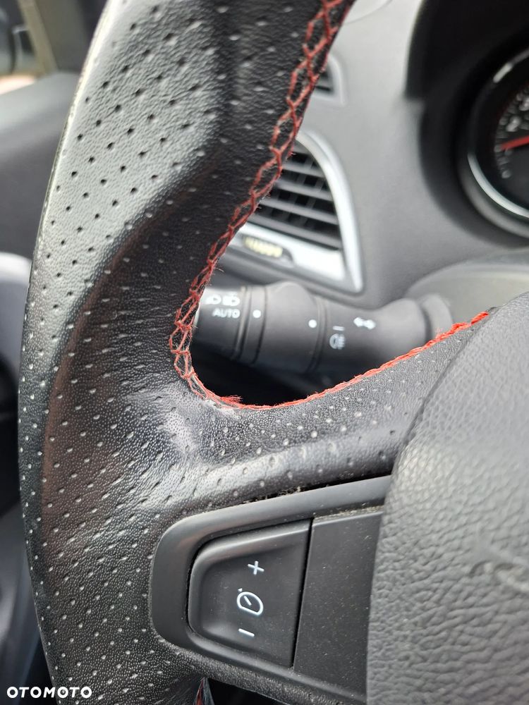 Renault Megane TCe 220 Start & Stop GT 220 - 34