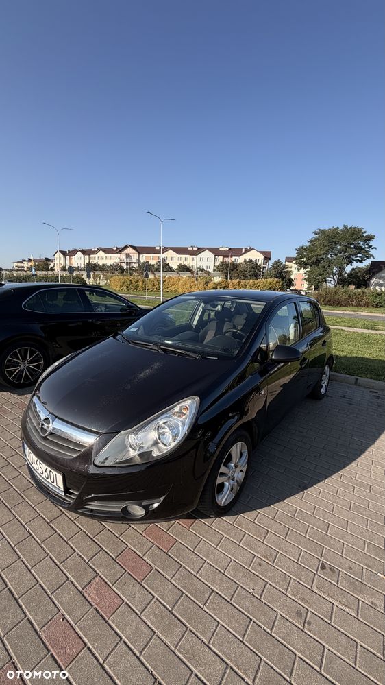 Opel Corsa 1.4 16V Cosmo - 1