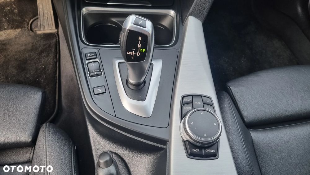 BMW Seria 3 320d Efficient Dynamics Edition - 20