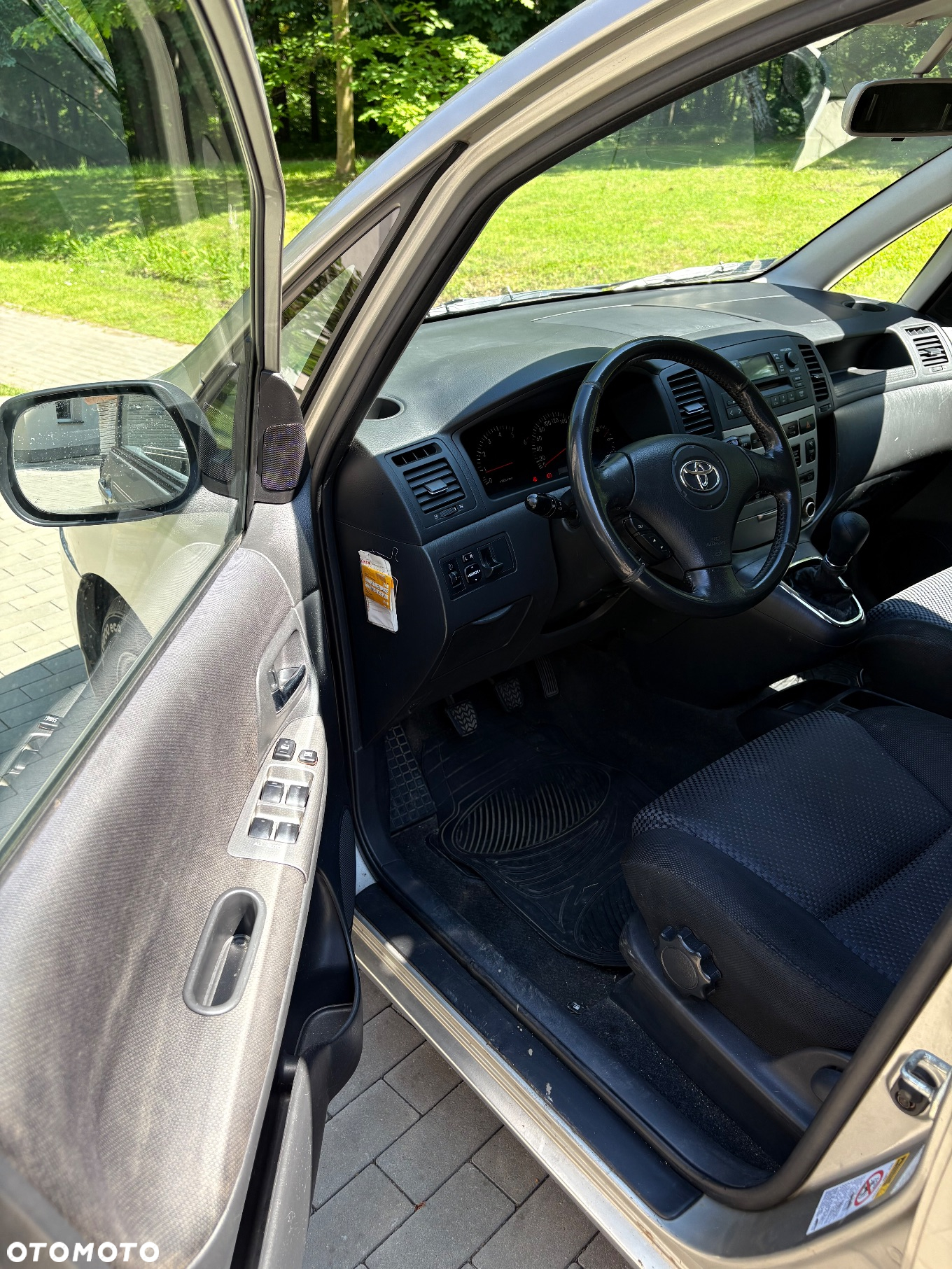 Toyota Corolla Verso 2.0 D-4D Sol - 10