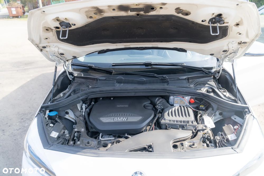 BMW Seria 2 216d Luxury Line - 9
