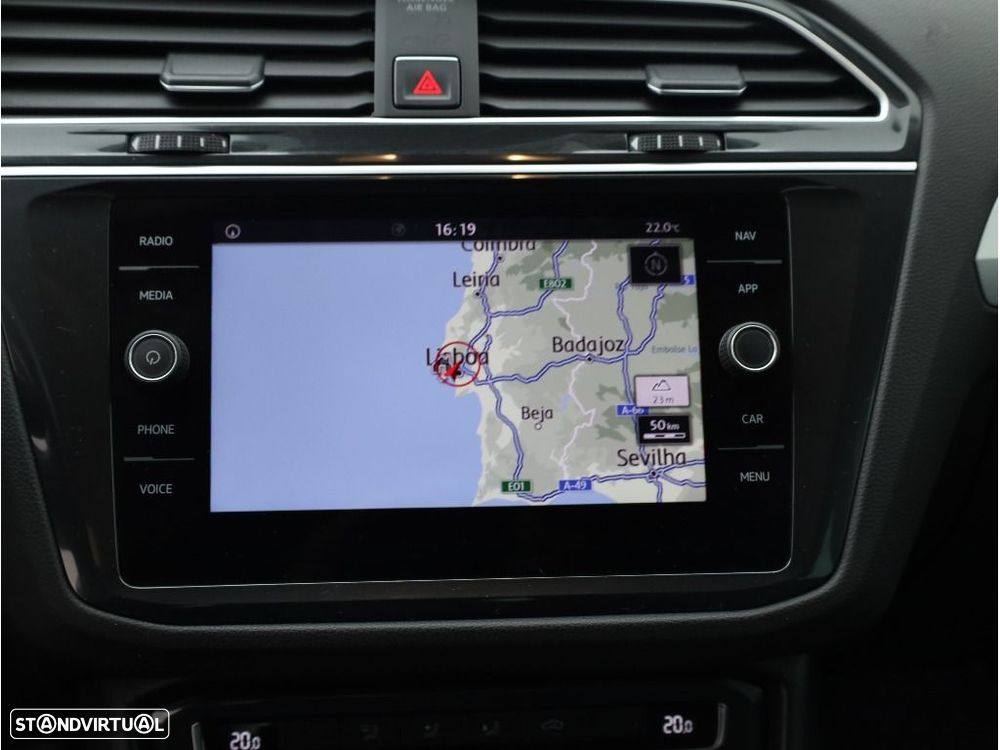 VW Tiguan 1.6 TDI Confortline - 20