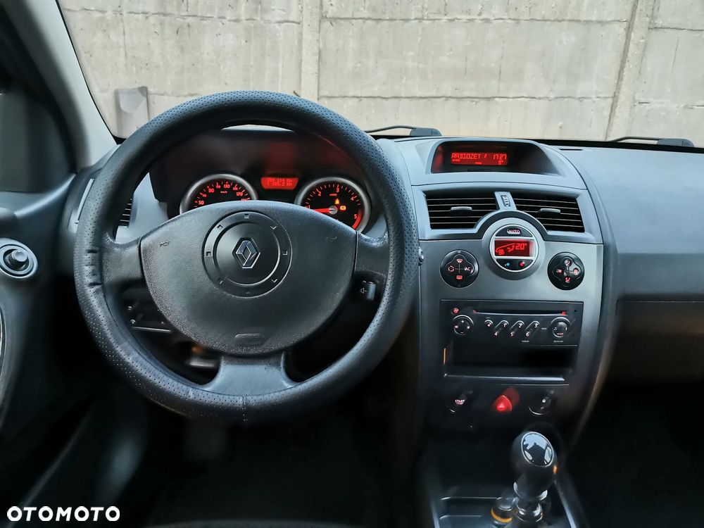 Renault Megane 1.5 dCi Avantage - 21