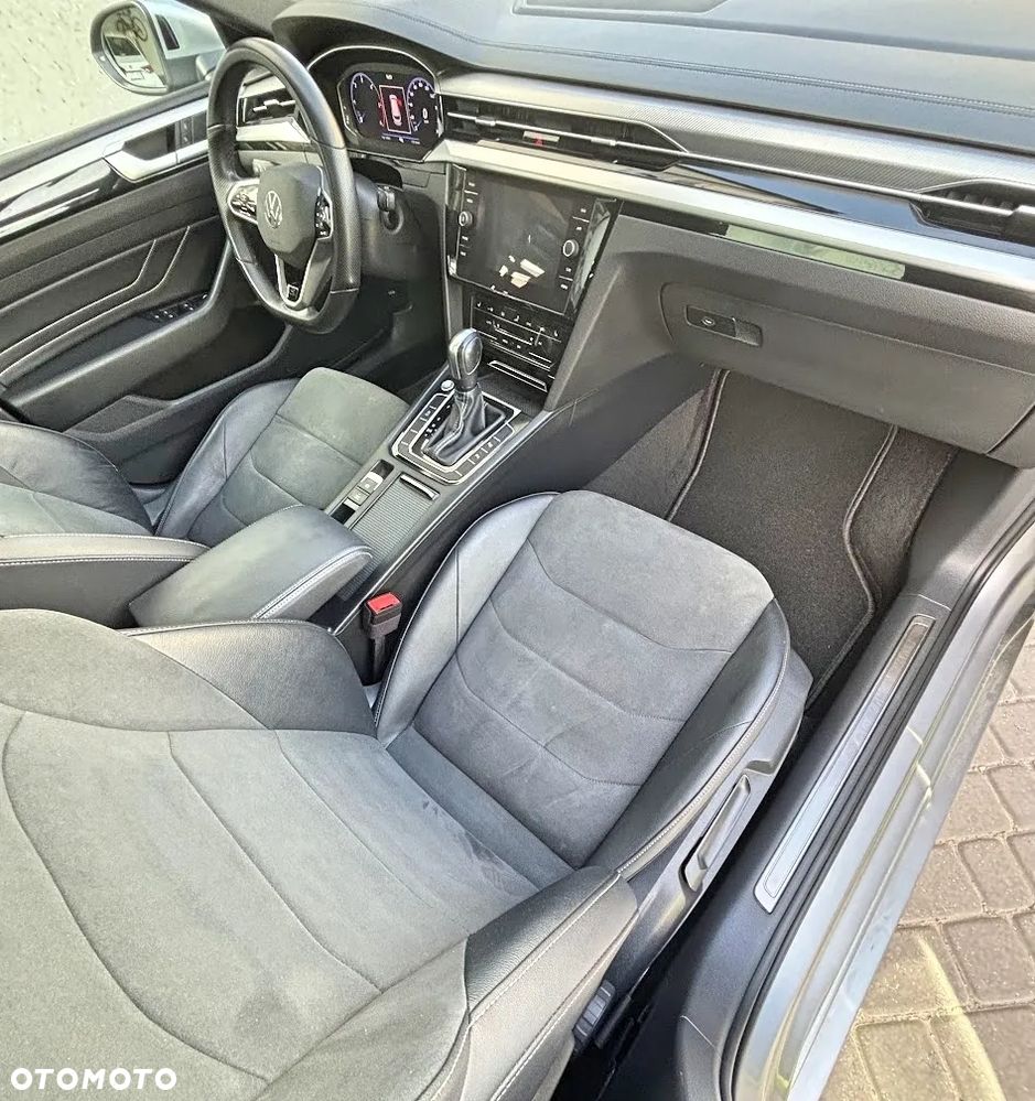 Volkswagen Arteon 2.0 TDI R-Line DSG - 26