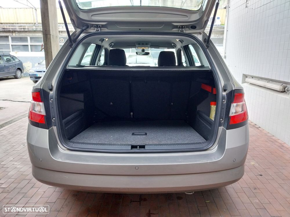 Skoda Fabia Break 1.4 TDi Ambition - 9