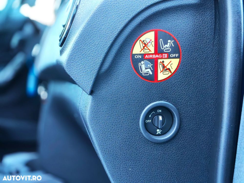 Dacia Logan TCe 90 Laureate - 26