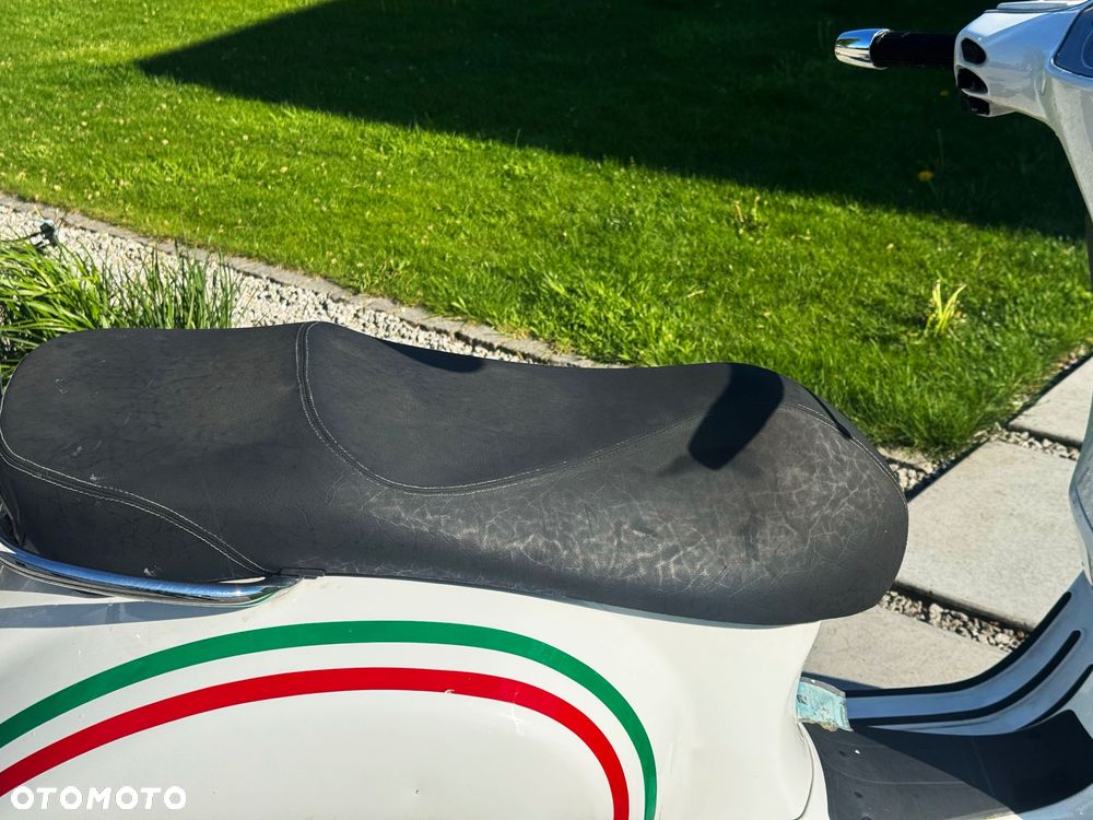 Vespa GTS - 2