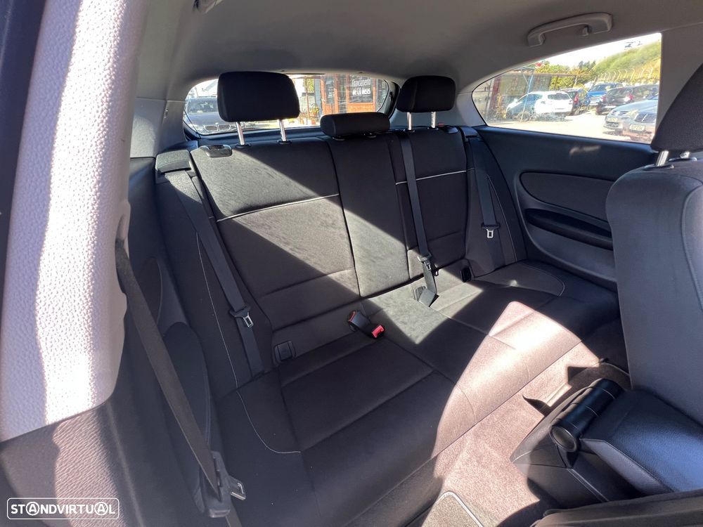 BMW 118 d Confort - 10