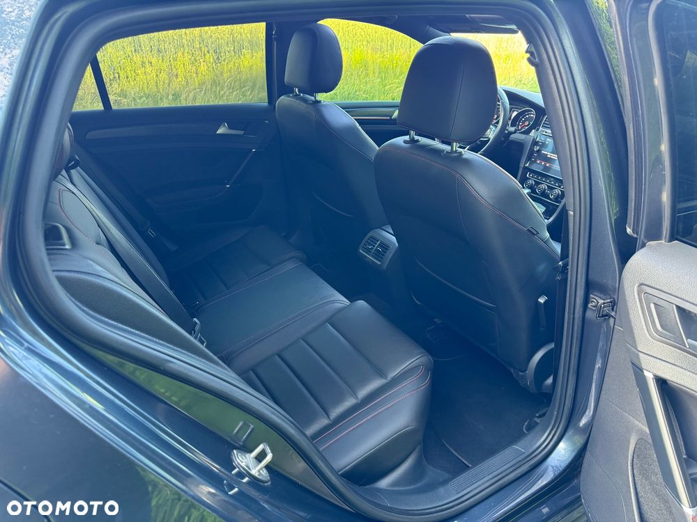 Volkswagen Golf 2.0 TSI GTI 35 DSG - 11