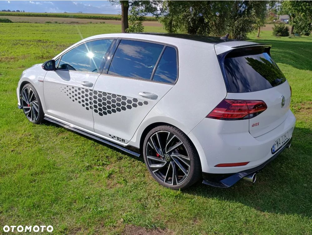 Volkswagen Golf 2.0 TSI GTI TCR DSG - 4