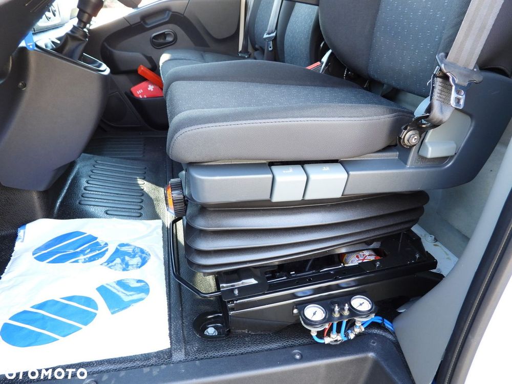 Opel MOVANO  PLANDEKA WINDA 9 PALET WEBASTO TEMPOMAT LEDY PNEUMATYKA KLIMATYZACJA  165KM - 31