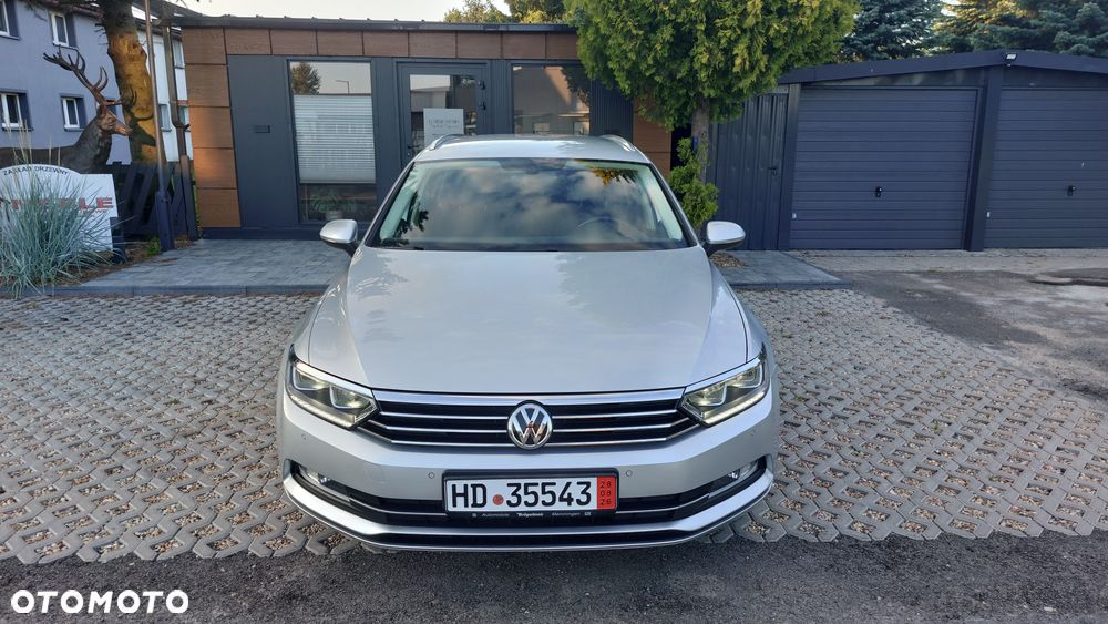 Volkswagen Passat - 4