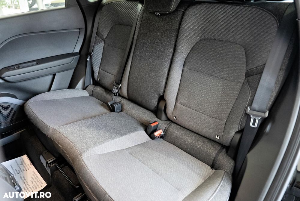 Mitsubishi Grandis - 9