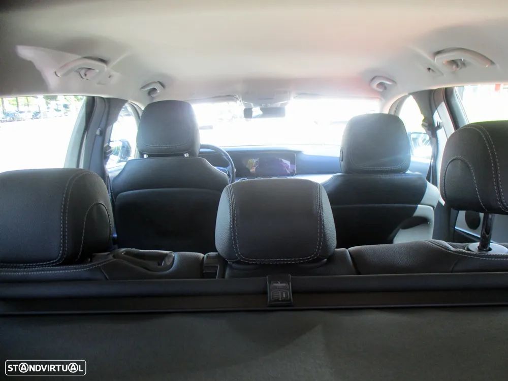 Mercedes-Benz E 200 d T 9G-TRONIC Exclusive - 43