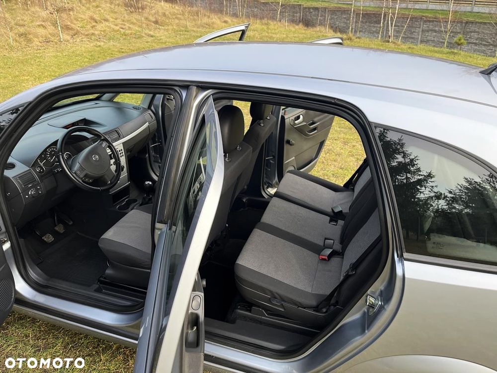 Opel Meriva - 8