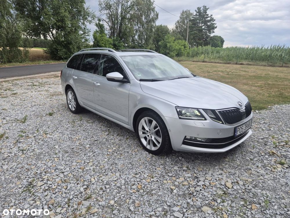 Skoda Octavia 1.6 TDI DSG Premium Edition - 1