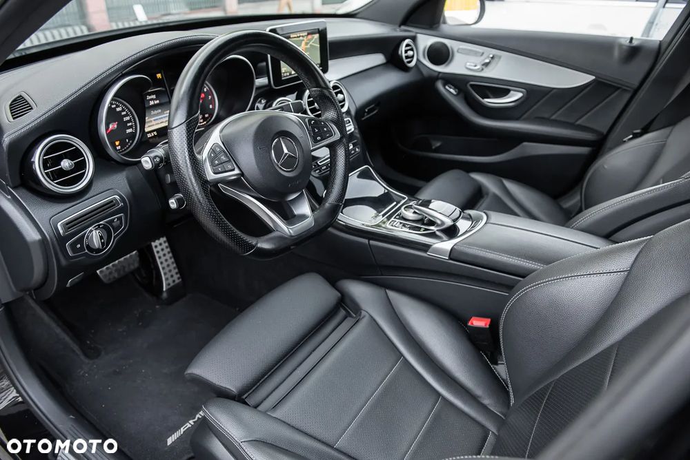 Mercedes-Benz Klasa C 400 4Matic 7G-TRONIC AMG Line - 15