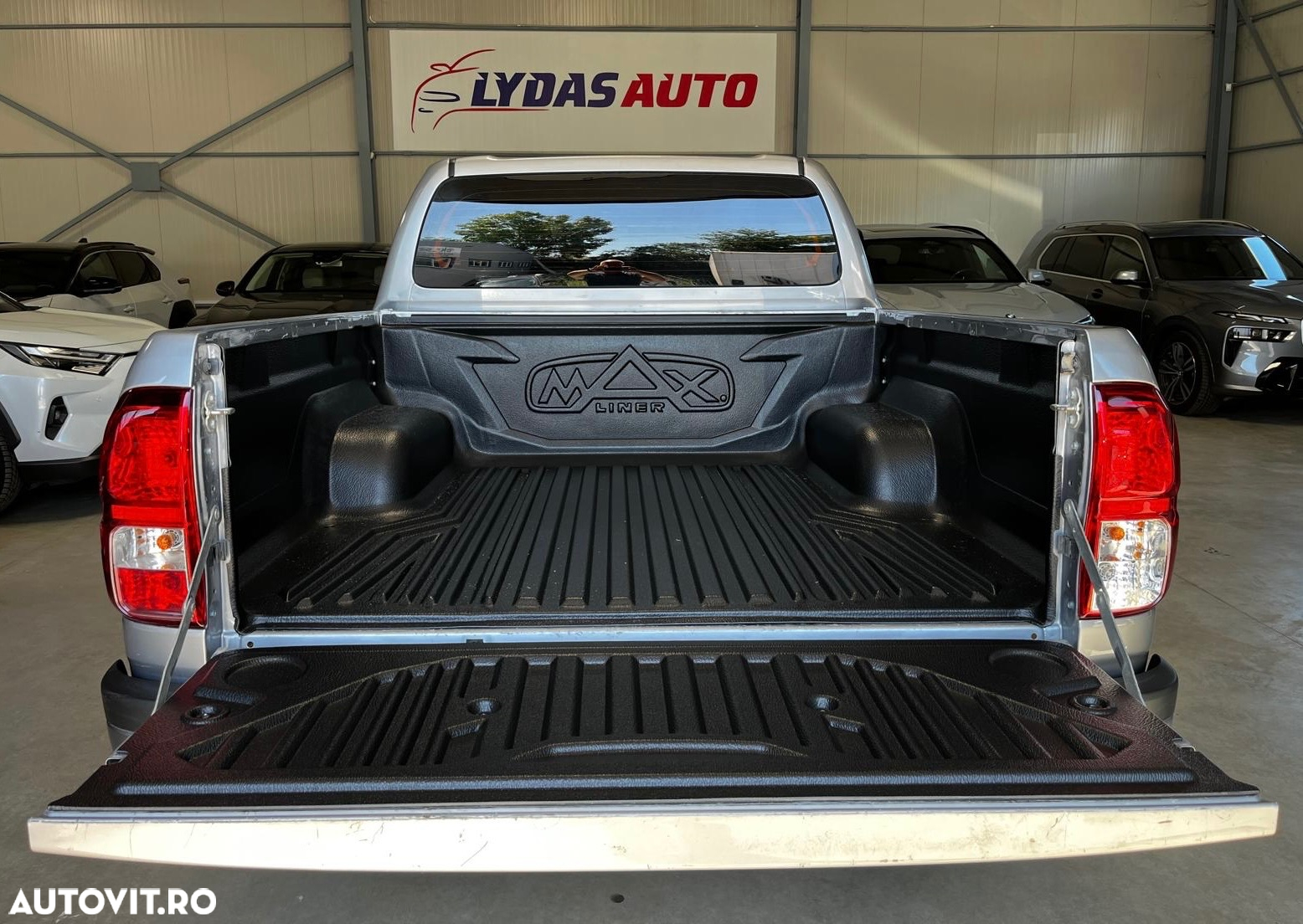 Toyota Hilux 2.4D 150CP 4x4 Double Cab 6MT Comfort - 5