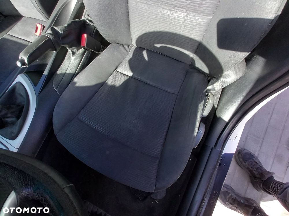 BMW E87 FOTELE KANAPA KOMPLET - 3