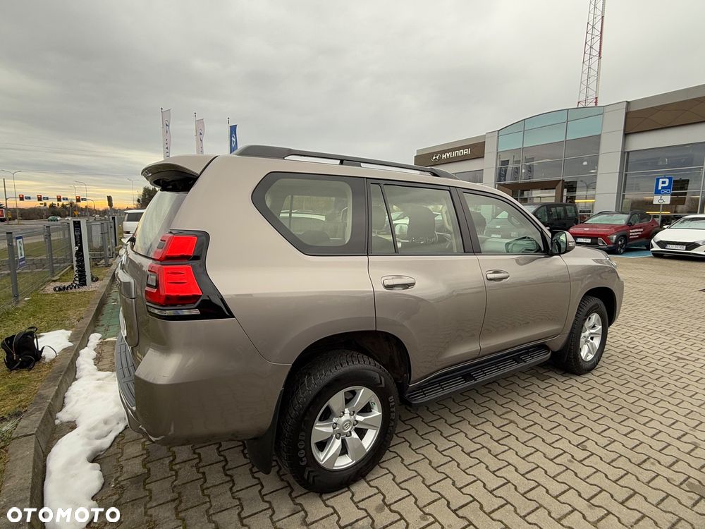 Toyota Land Cruiser LC 2.8 D-4D Prado - 5