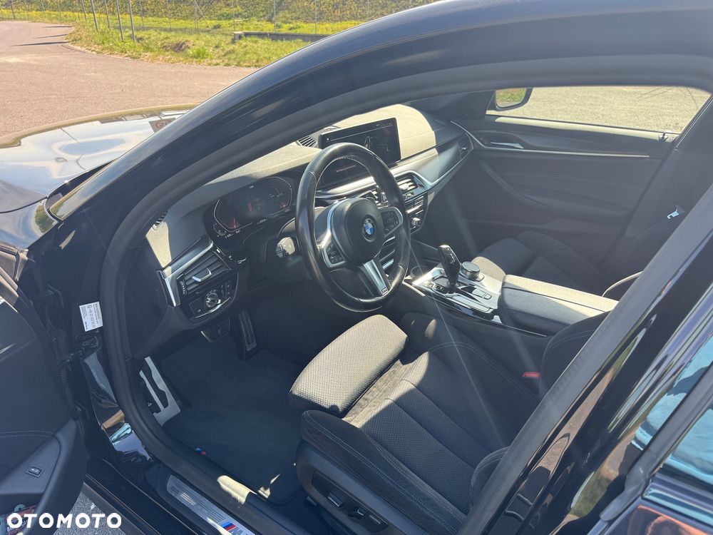 BMW Seria 5 520i - 15