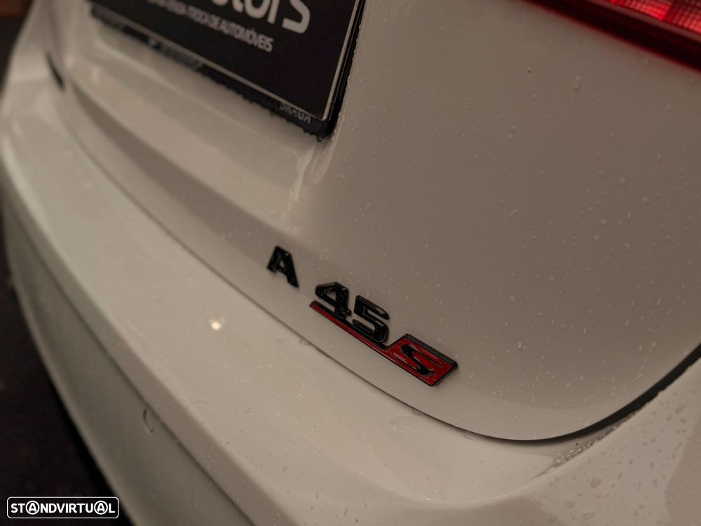 Mercedes-Benz A 35 AMG 4Matic - 26