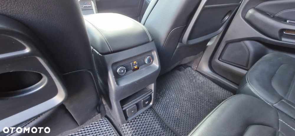 Ford Galaxy 2.0 EcoBlue S&S Allrad TITANIUM - 25