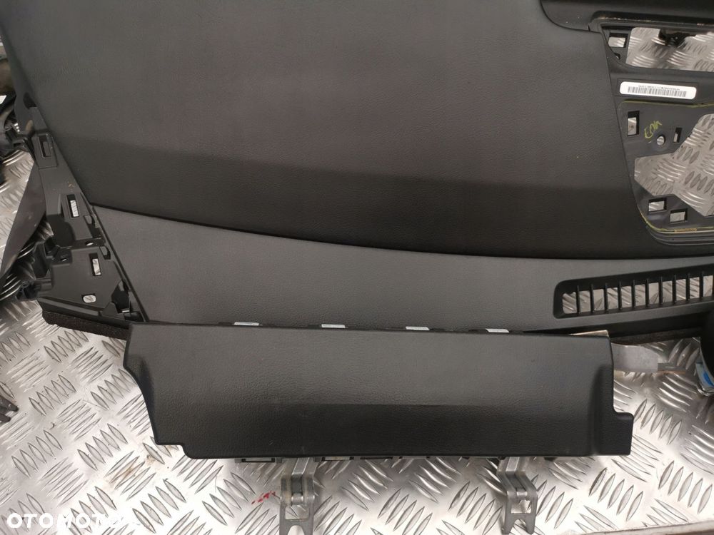 MAZDA CX30 2023 USA KONSOLA PODUSZKI PASY DESKA ORYGINAL - 7