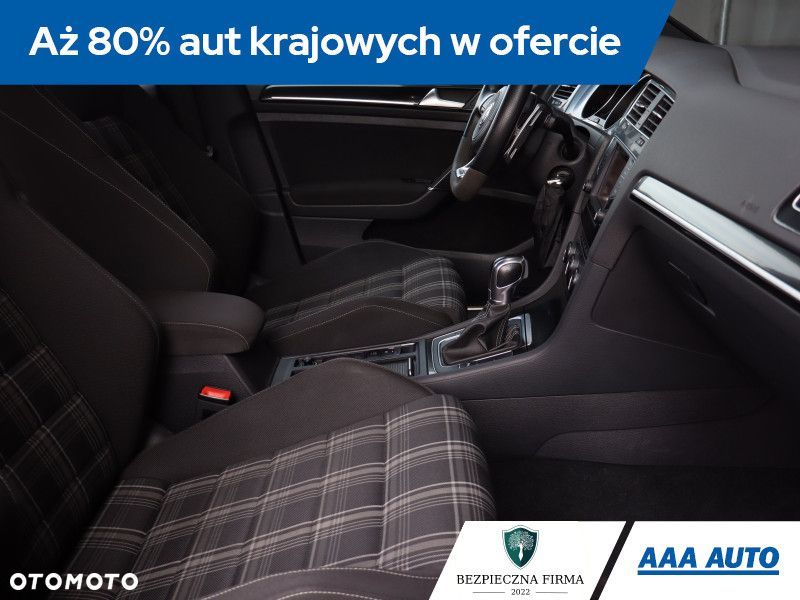 Volkswagen Golf Variant - 11
