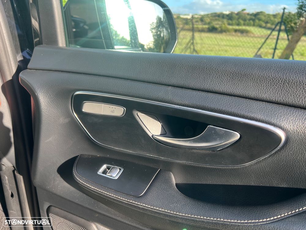 Mercedes-Benz V 220 CDI Longo Avantgarde Aut. - 14