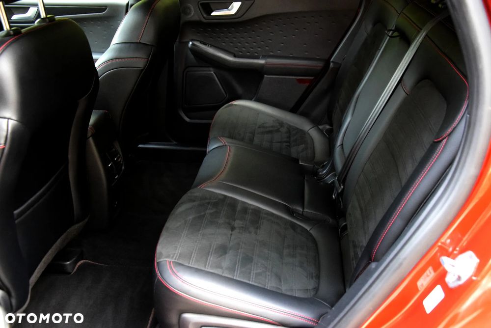 Ford Kuga 2.5P PHEV FWD ST-Line X - 22