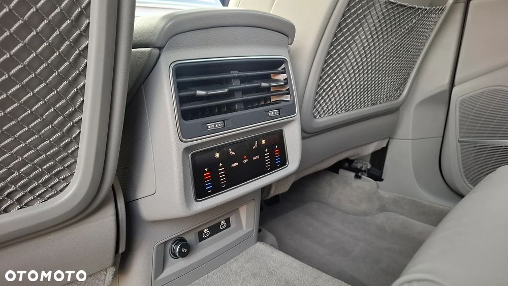 Audi Q7 50 TDI quattro tiptronic S line - 31