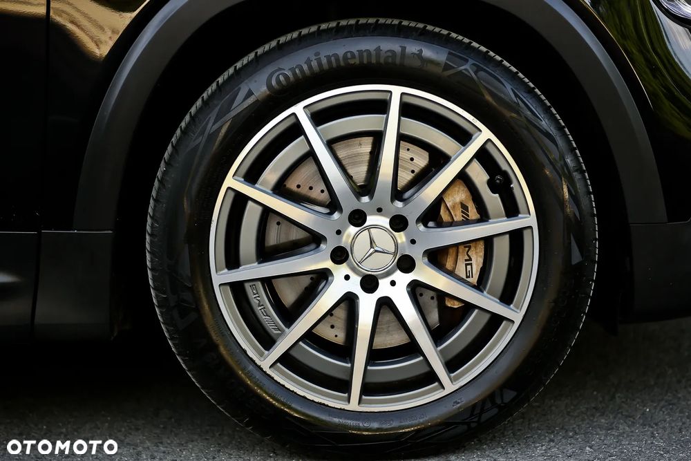 Mercedes-Benz GLB AMG 35 4Matic AMG Speedshift DCT 8G - 27