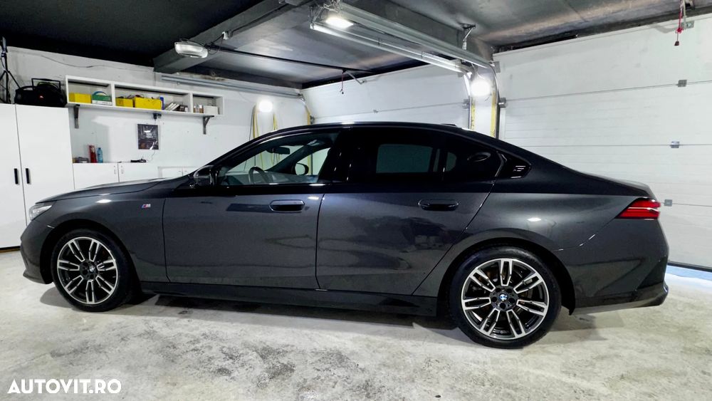 BMW Seria 5 520d AT MHEV - 4
