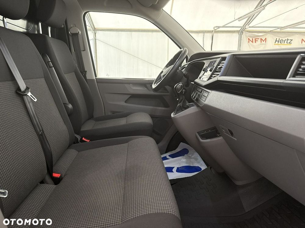 Volkswagen Transporter - 25