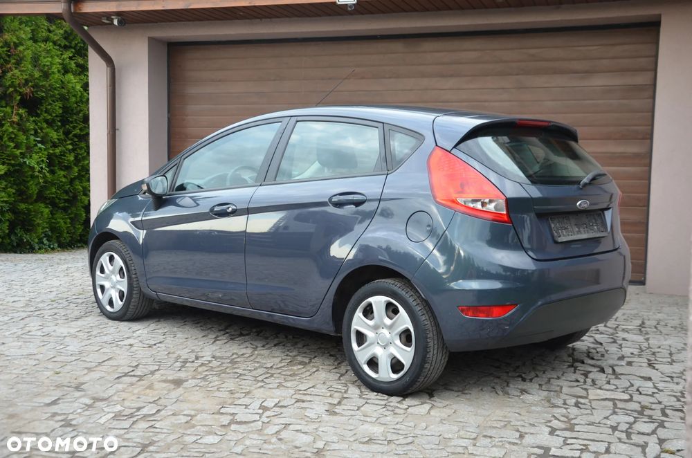 Ford Fiesta - 6