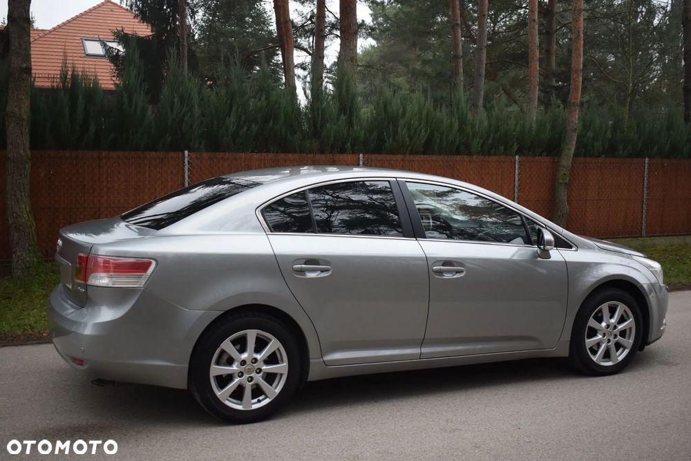 Toyota Avensis 2.0 Sol plus EU5 - 7