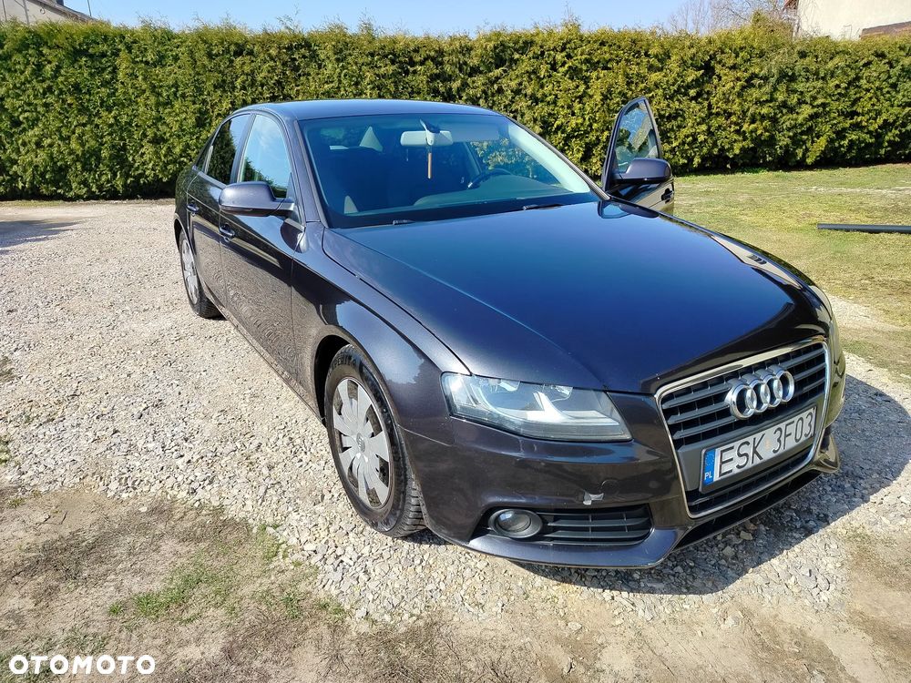 Audi A4 Limousine - 2