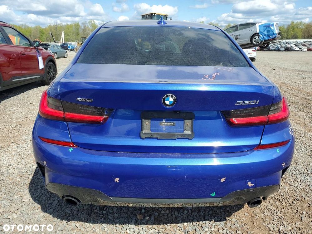 BMW Seria 3 330i xDrive M Sport - 6