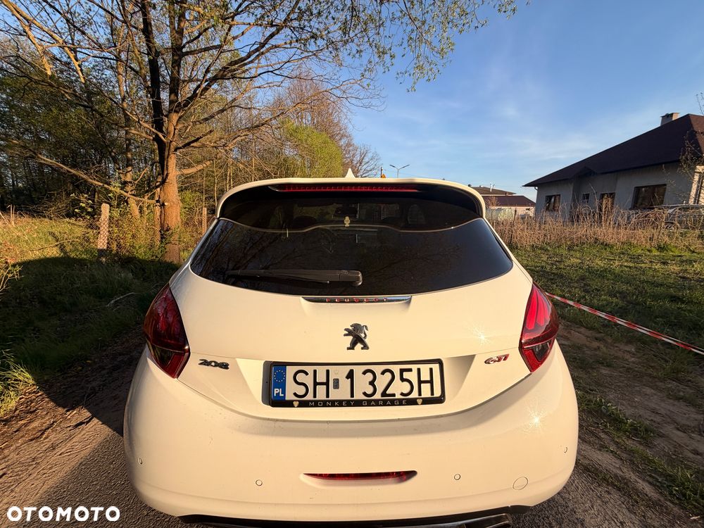 Peugeot 208 GTI 200 THP - 7