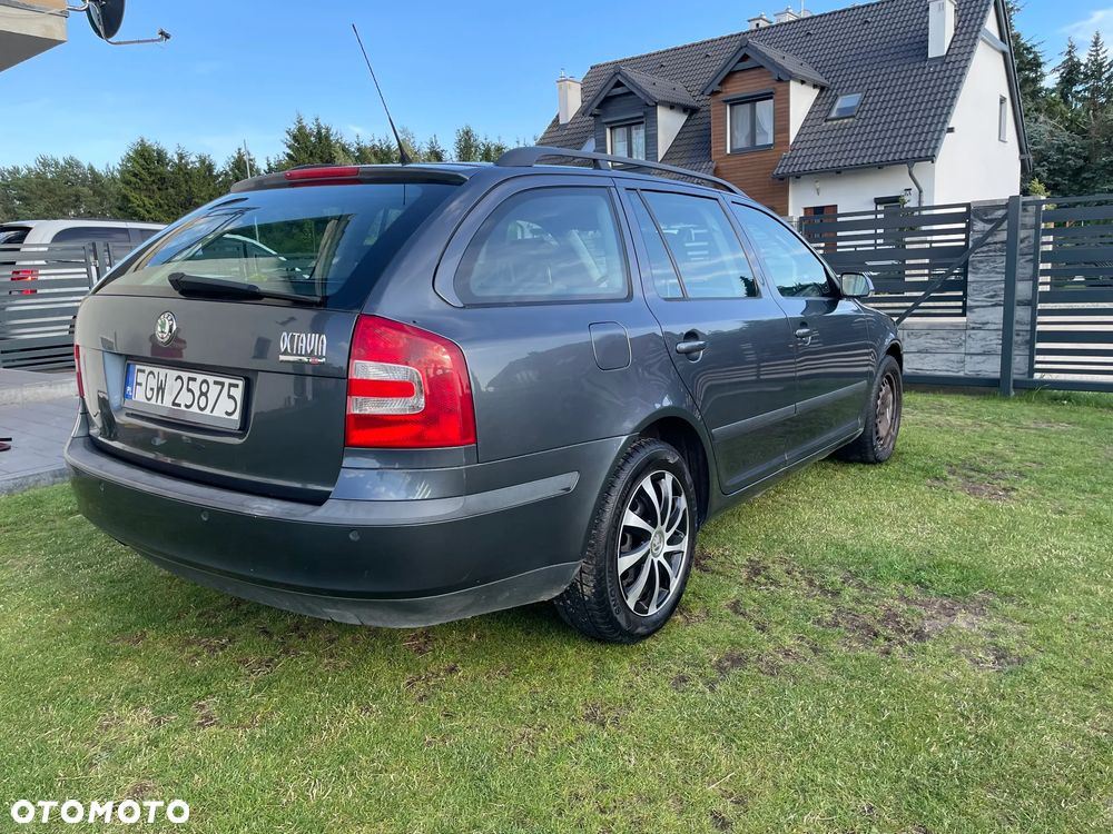 Skoda Octavia 1.8 TSI Ambiente - 4