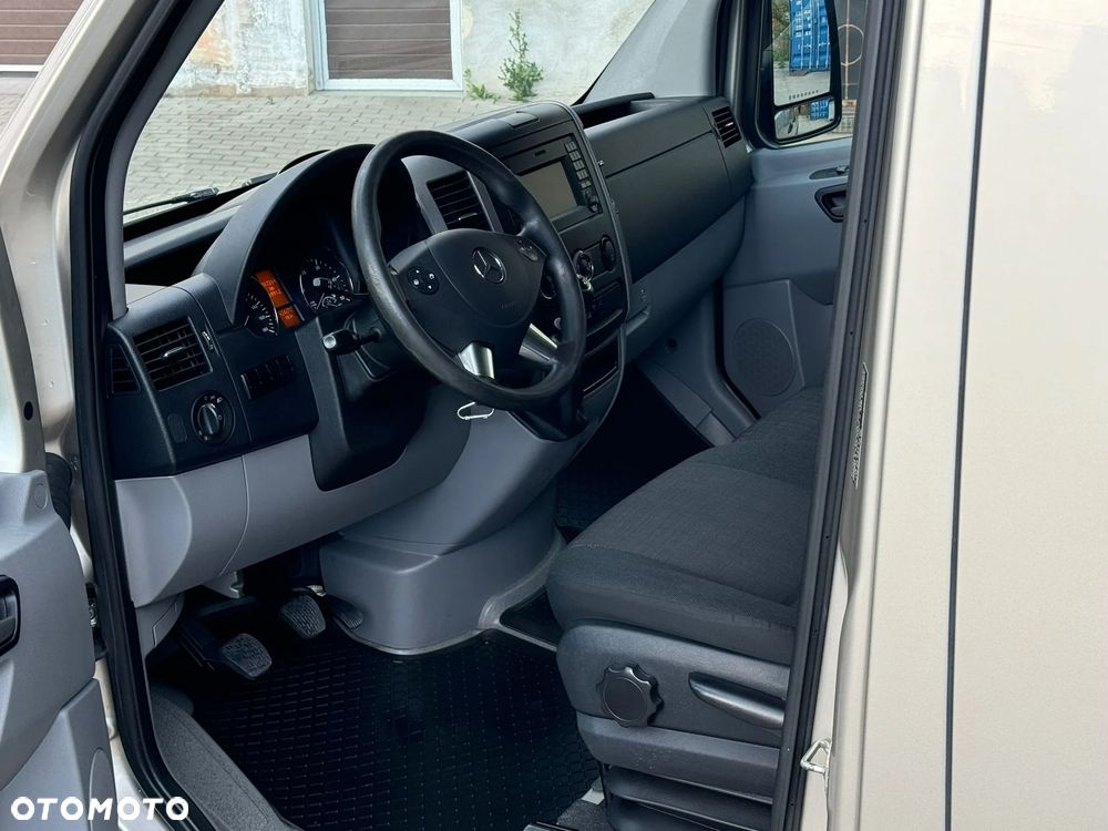 Mercedes-Benz Sprinter 906.213 - 9