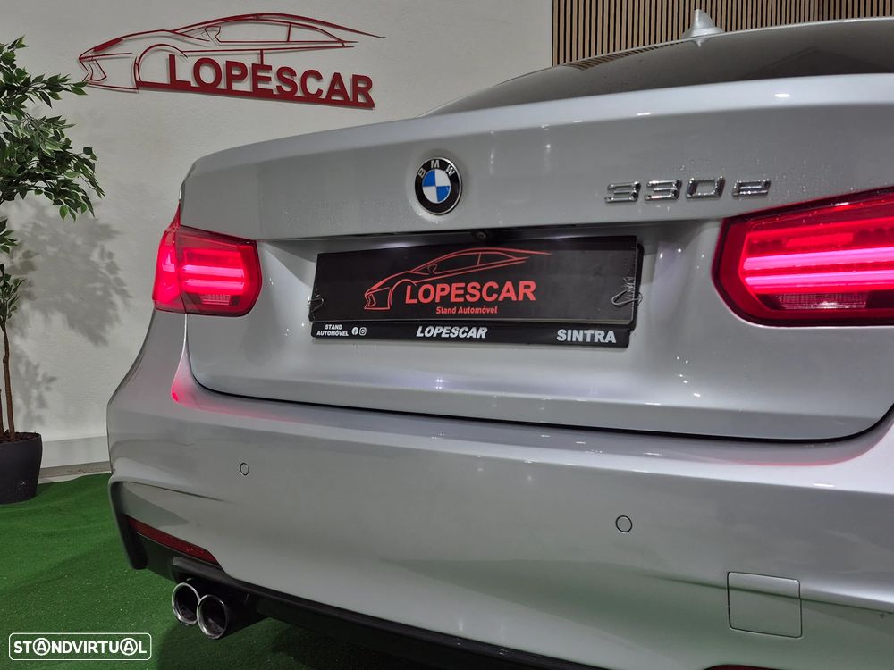 BMW 330 e iPerformance Pack M - 9
